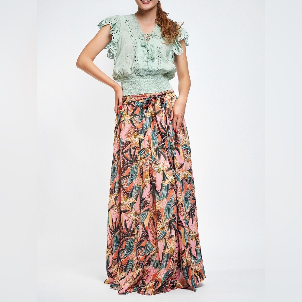 HER DESTINY Flowy Bohemian Style Lines Floral Print Maxi Skirt Size Large